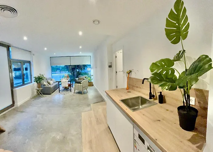 Nuevo Y Tranquilo De 1 15 Minutos Del Casco Historico